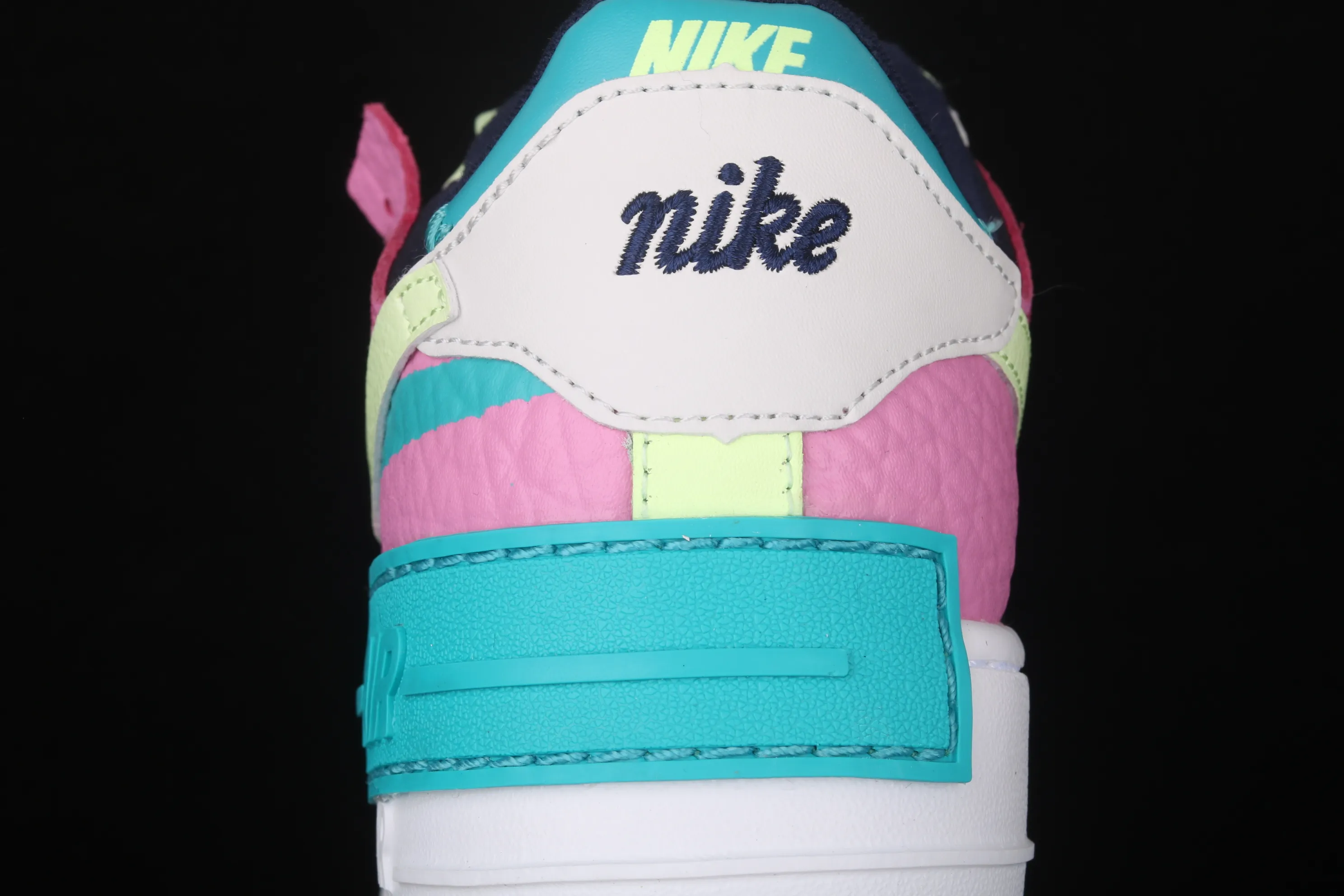 All Categories Nk Air Force 1 Air Force Series Nk Air Force 1 Shadow Air Force Lightweight Increase Special Price Original Company Grade Nk Air Force 1 Shadow Air Force One Lightweight Increase Low-top Versatile Sneakers CK3172-001